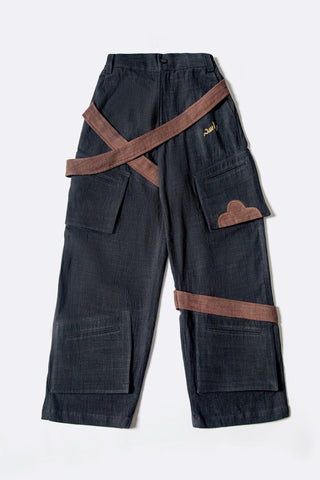 Arched passage barrel pants