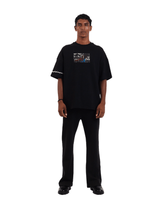 "Perpetual motion" oversized black T-shirt