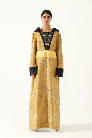 "Jungle queen" hand-embroidered gown