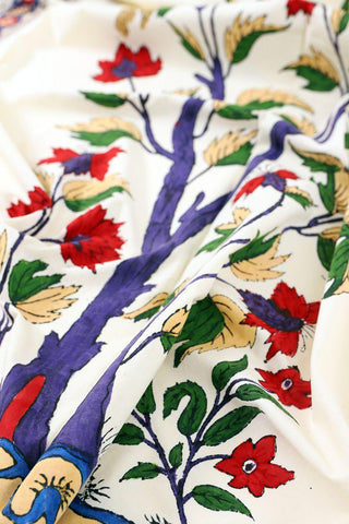 SINGING PARROTS HAND PRINTED TAPESTRY - Rastah