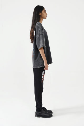 "MAN IN THE DARK" HAND PRINTED GREY T SHIRT - Rastah