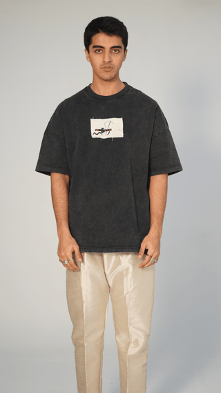 The “Zinda Aurat” acid wash patch t shirt - Rastah