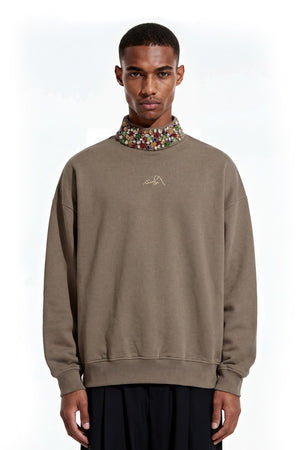 Ornamented crown sweatshirt