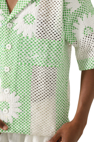 "bahaar" puff print button down